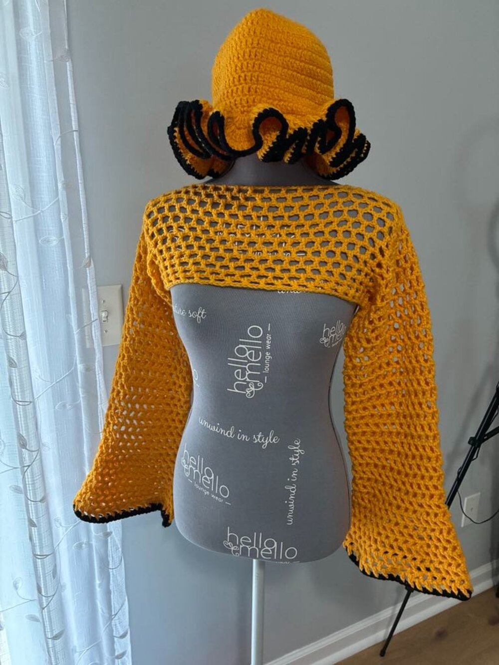 Crochet ruffle hat & mesh shrug long sleeves